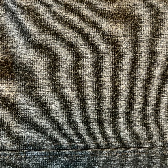 Banana Republic    Athletic Leggings  NWOT 27.5” Inseam   Charcoal color  Size L - Picture 6 of 7